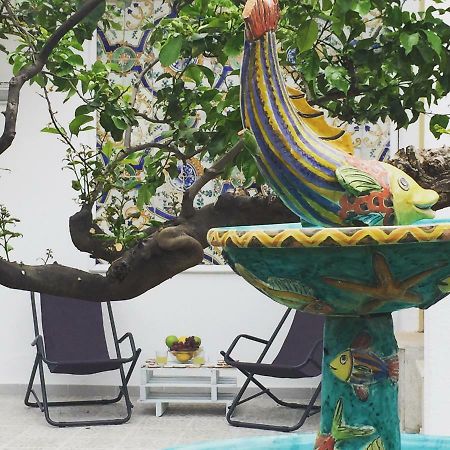 Casa Vacanze Astori Трабия Екстериор снимка