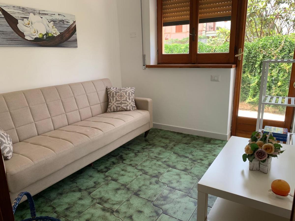 Casa Vacanze Astori Трабия Екстериор снимка