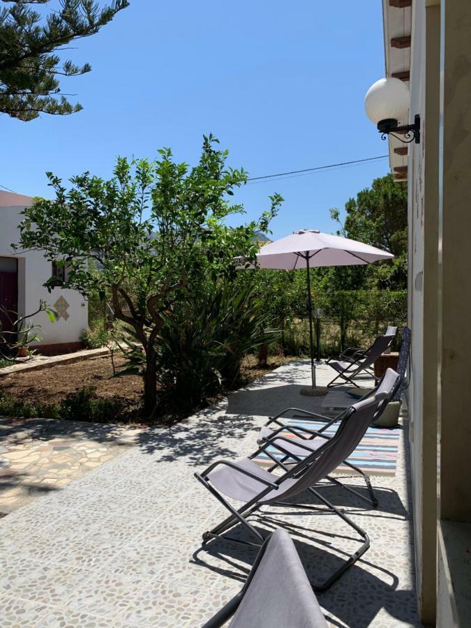 Casa Vacanze Astori Трабия Екстериор снимка